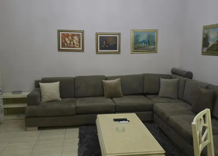 Joel House Tirana